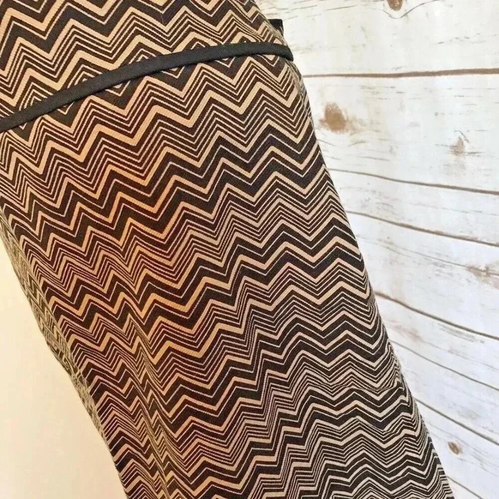 ANN TAYLOR LOFT Women Fully Lined Above the Knee Zig-Zag Brown Black Skirt Sz 6